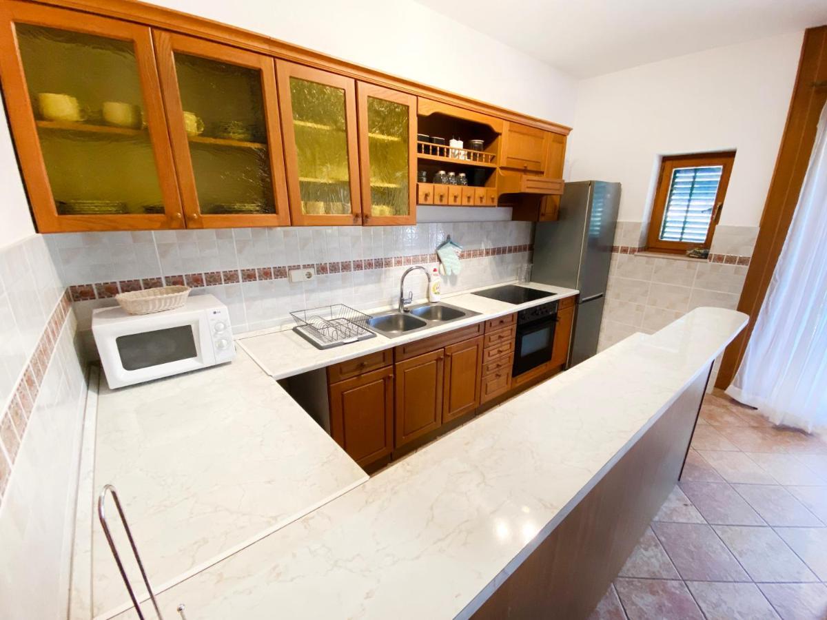 Apartment Arka Vinišće Εξωτερικό φωτογραφία